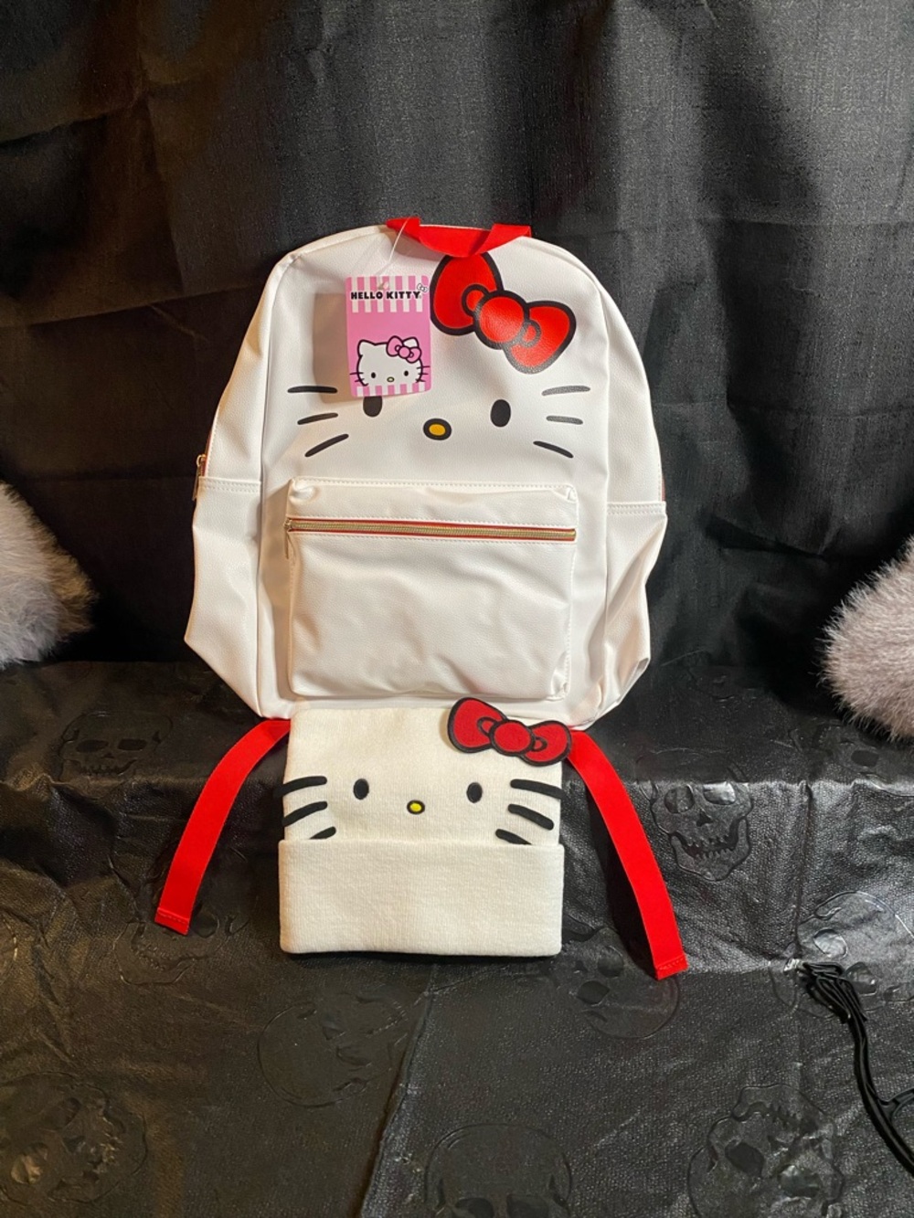 Hello Kitty White Backpack and Pouch with Red Bow Accents